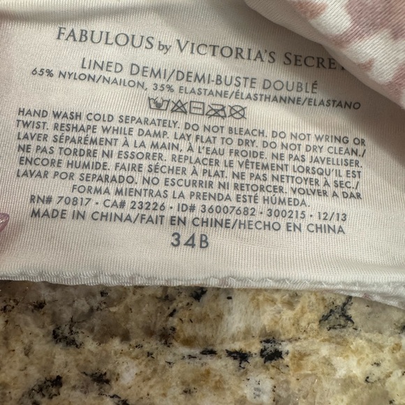 Victoria's Secret Pink and Green Patterned Bra set of two lined Demi 34B - Picture 3 of 3